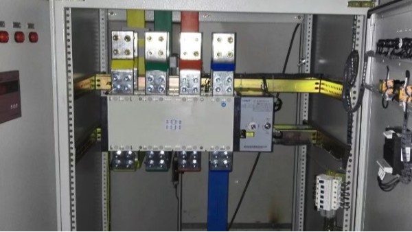 雙電源配電箱_華東倉儲中心_全國配送閃電發(fā)貨